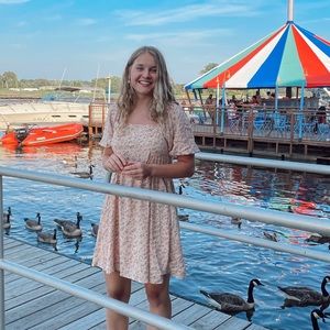 Meet your Posher, Faith